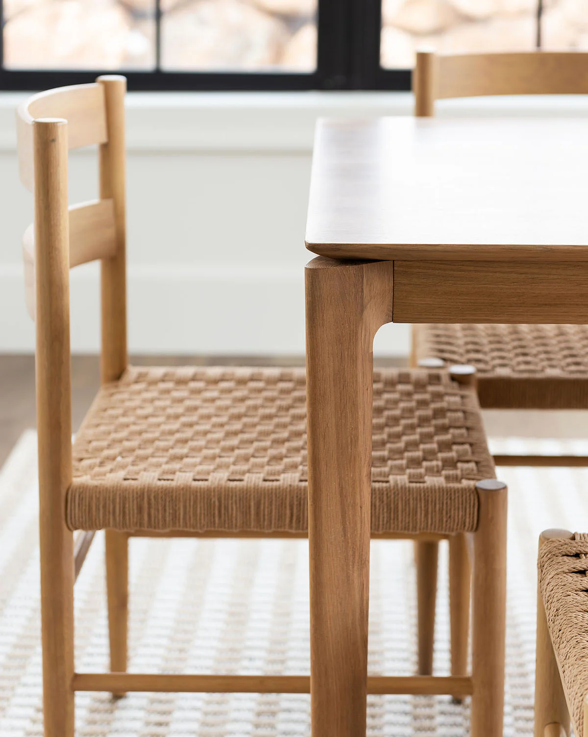 Alec Dining Table - Image 5