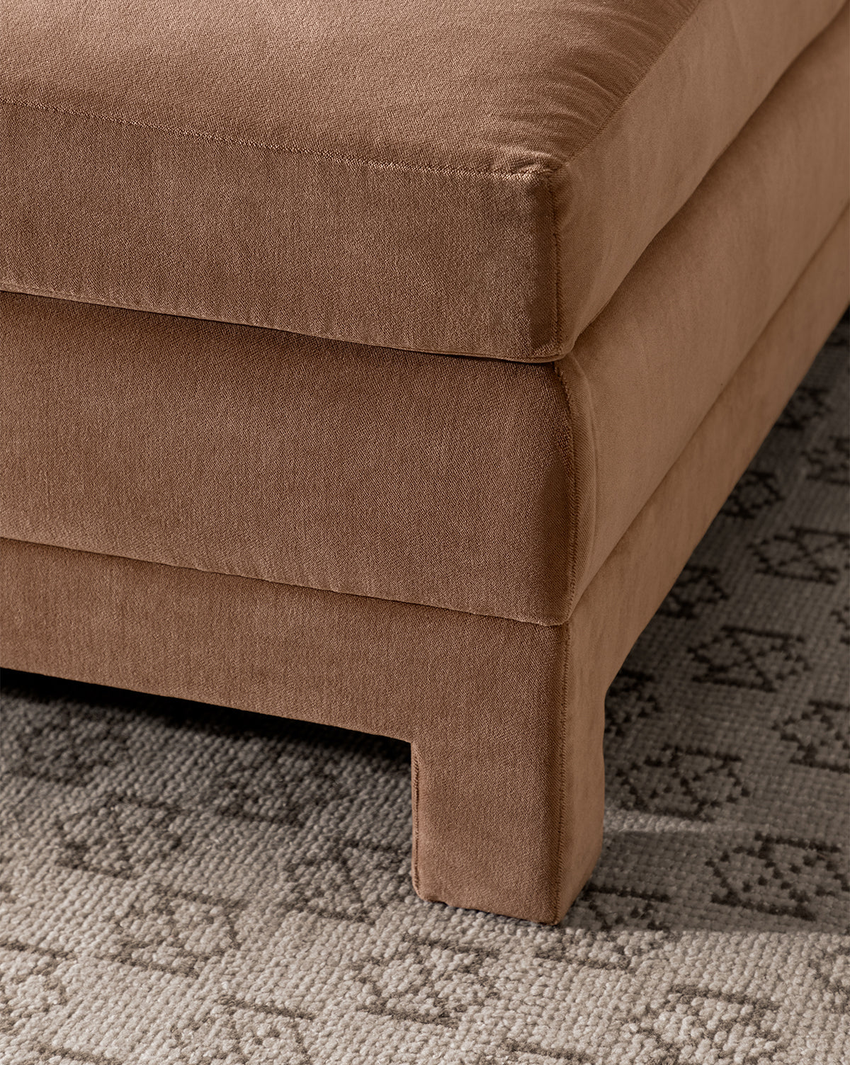 Appoline Ottoman - Image 4