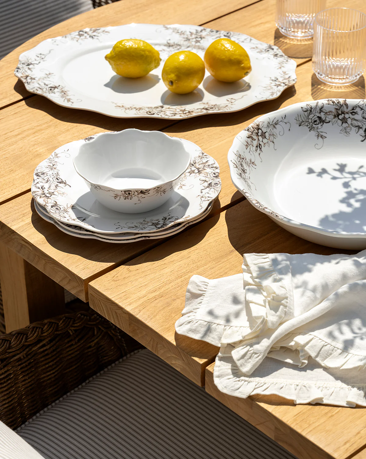 Avondale Melamine Serving Bowl - Image 3