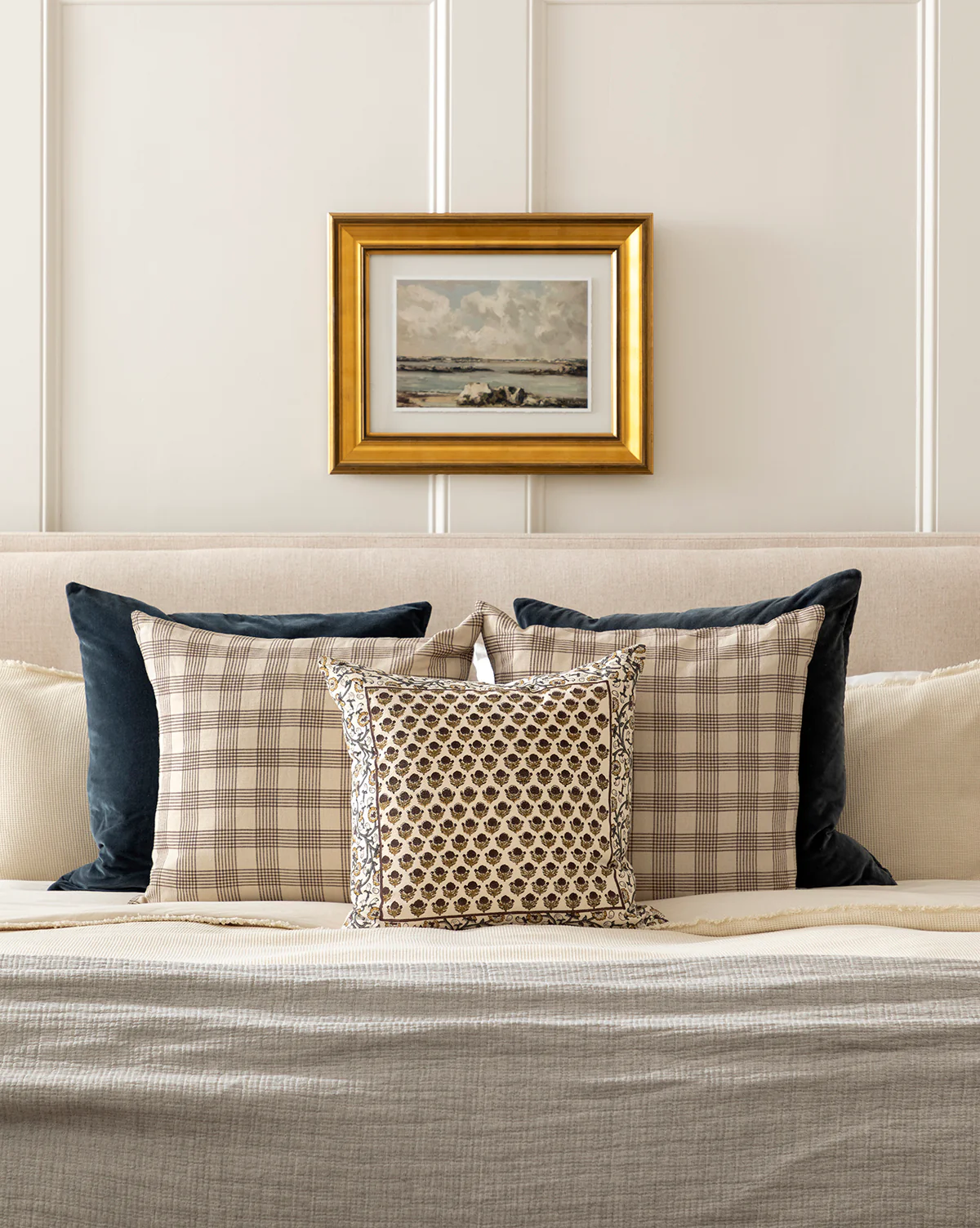 Bellevue Velvet Pillow Cover - Image 12
