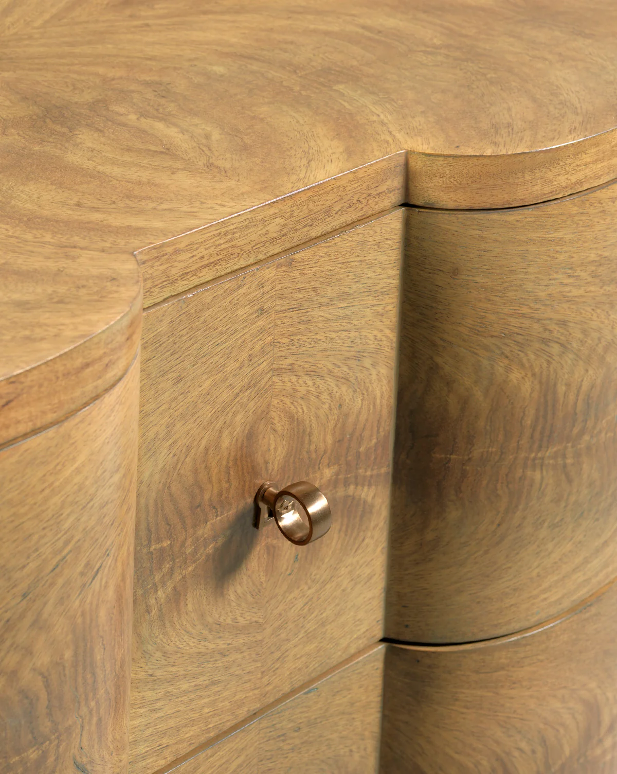 Eliasson Chest - Image 2