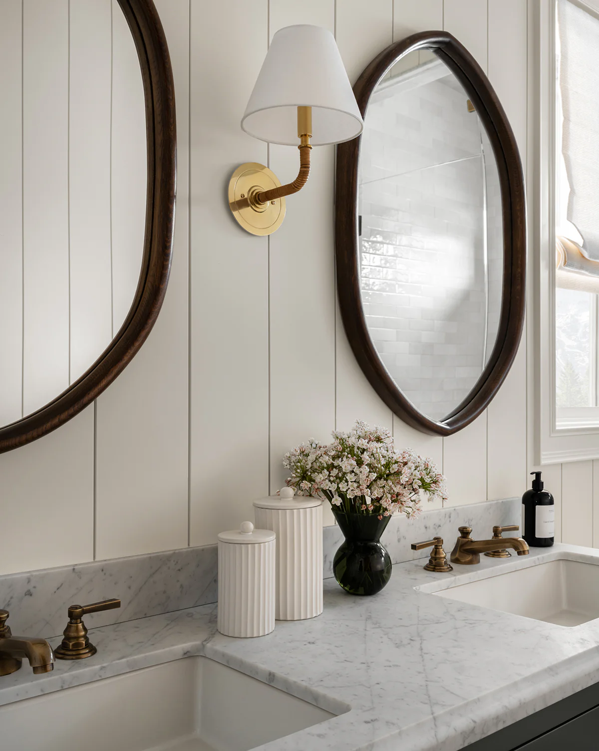 Fluted Lidded Bathroom Canister - Image 4