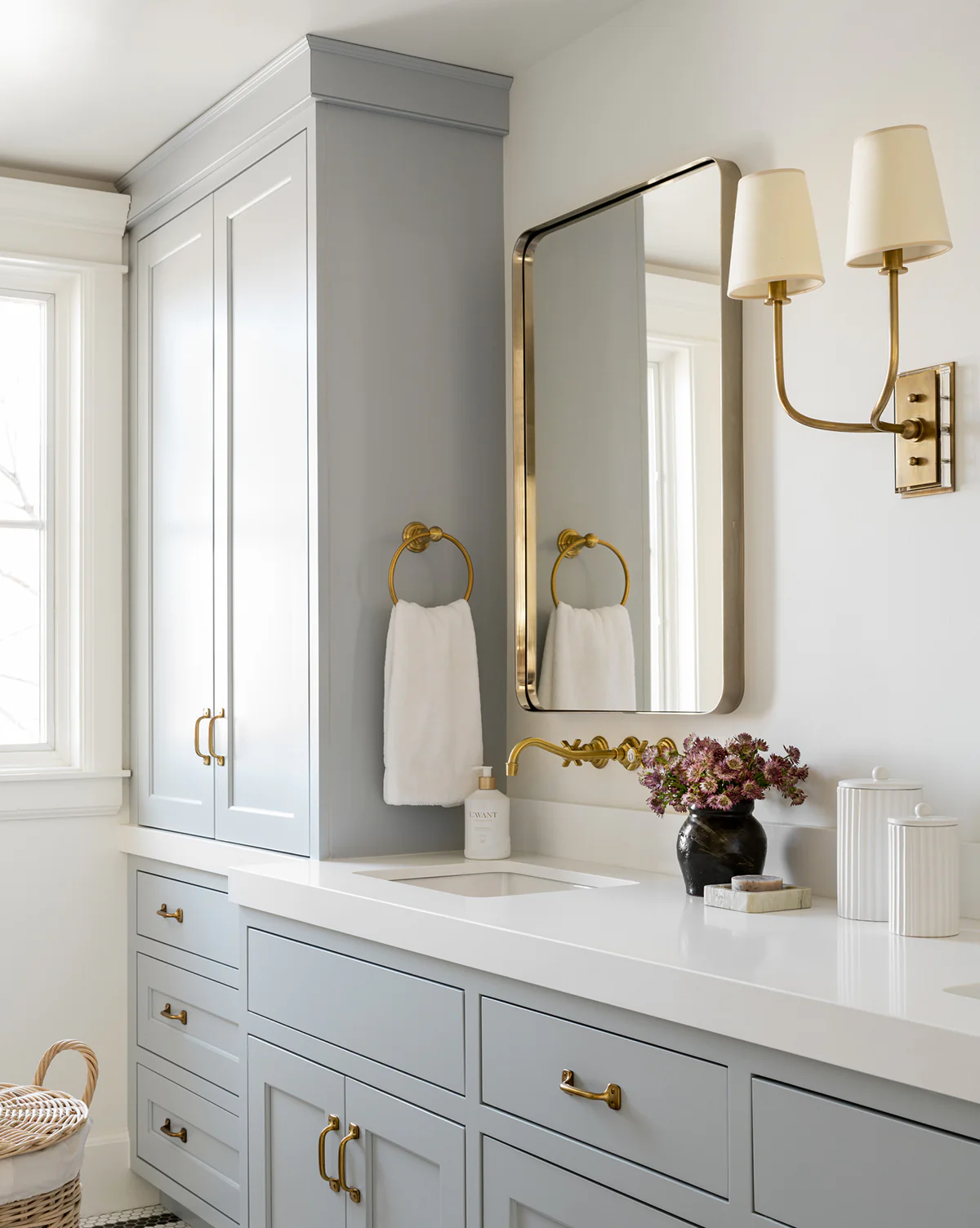 Fluted Lidded Bathroom Canister - Image 5