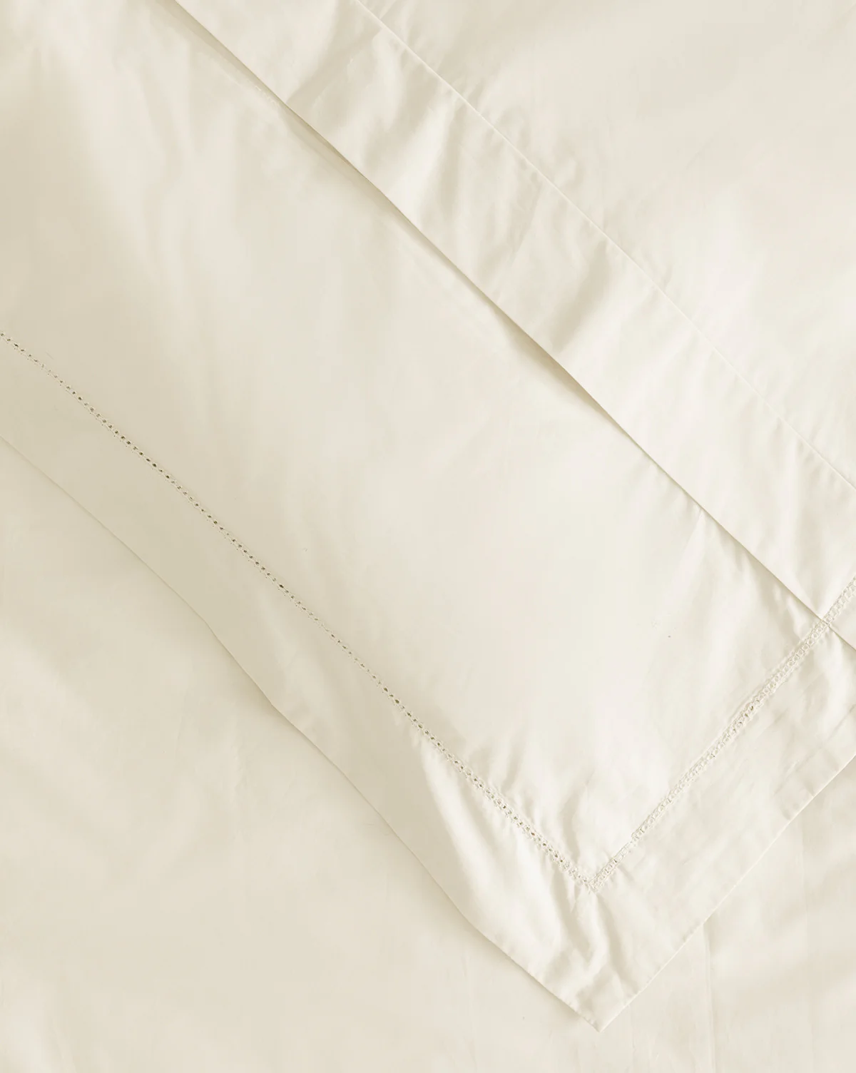 Granby Organic Percale Duvet Cover - Image 11