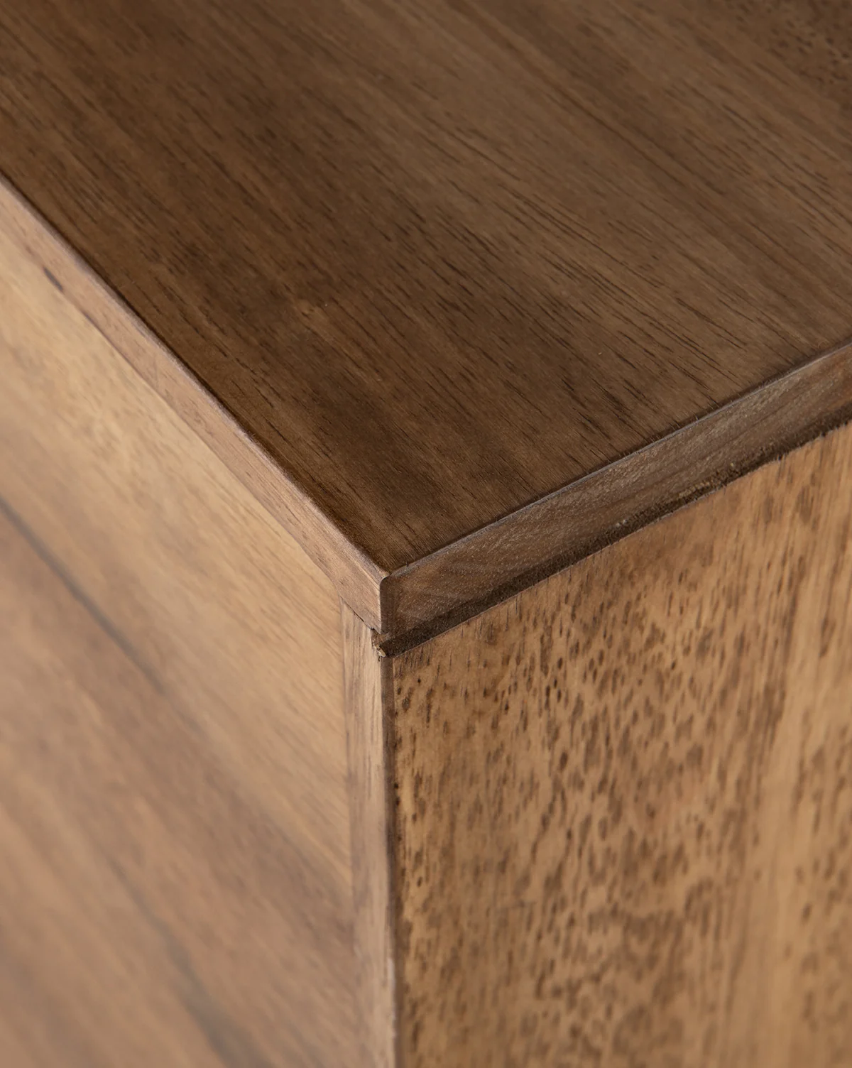 Gustav Console - Image 7