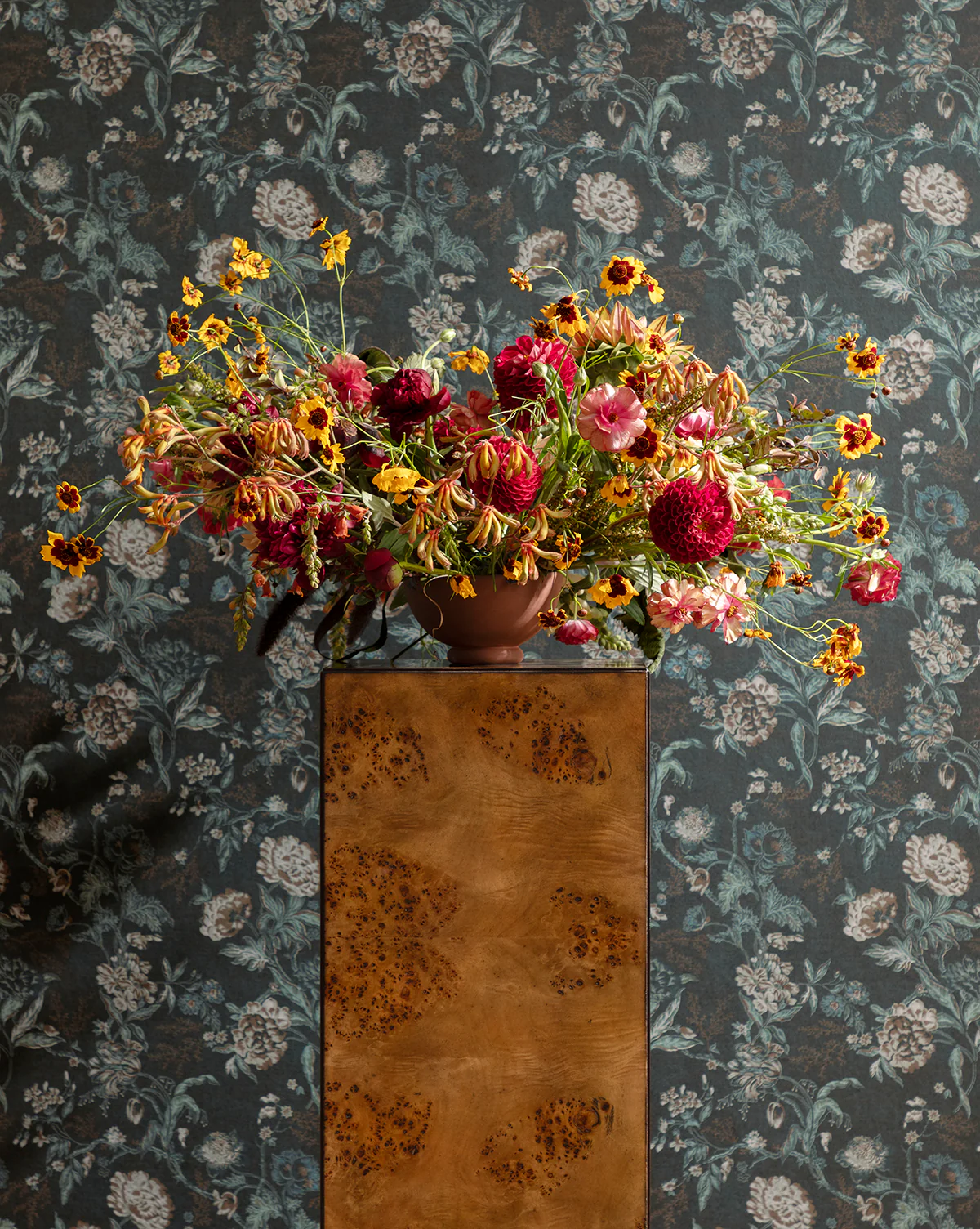 Hestercombe Floral Wallpaper - Image 4