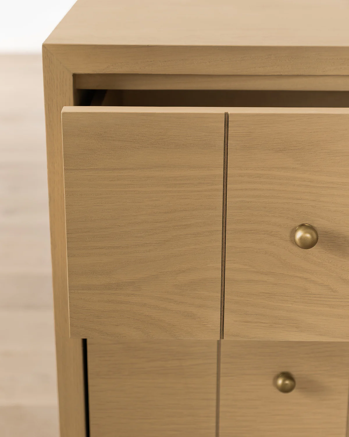 Huxton Dresser - Image 4
