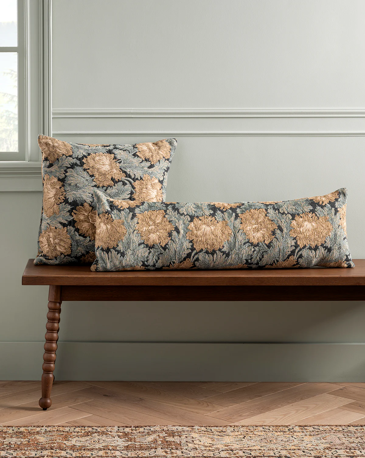 Octavia Pillow Cover