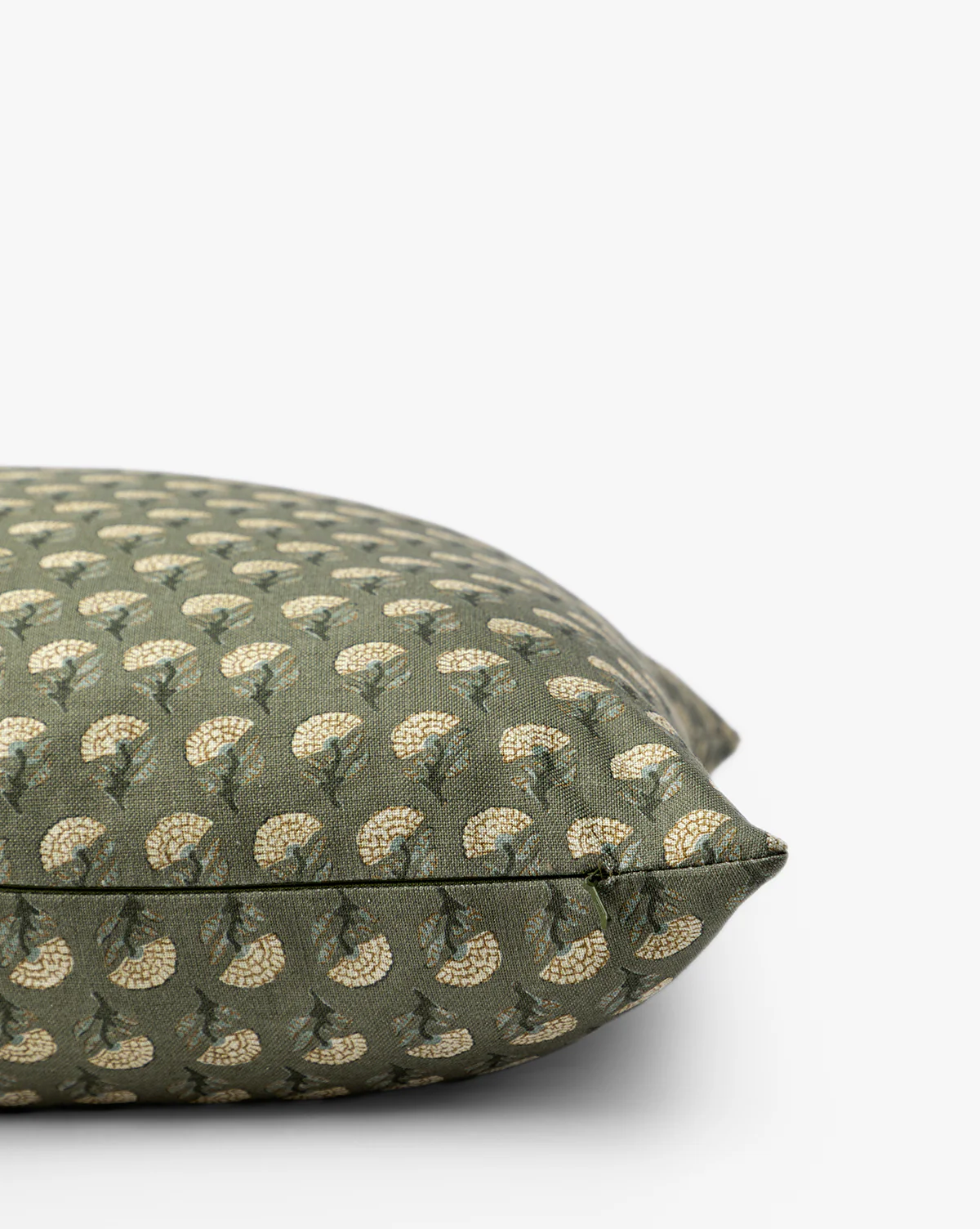 Pavarti Floral Pillow Cover - Image 4