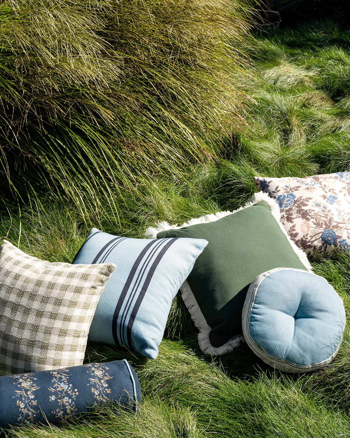 Perkins Indoor/Outdoor Pillow - Image 9