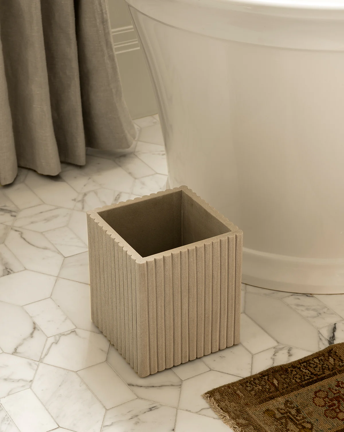 Prentiss Waste Bin