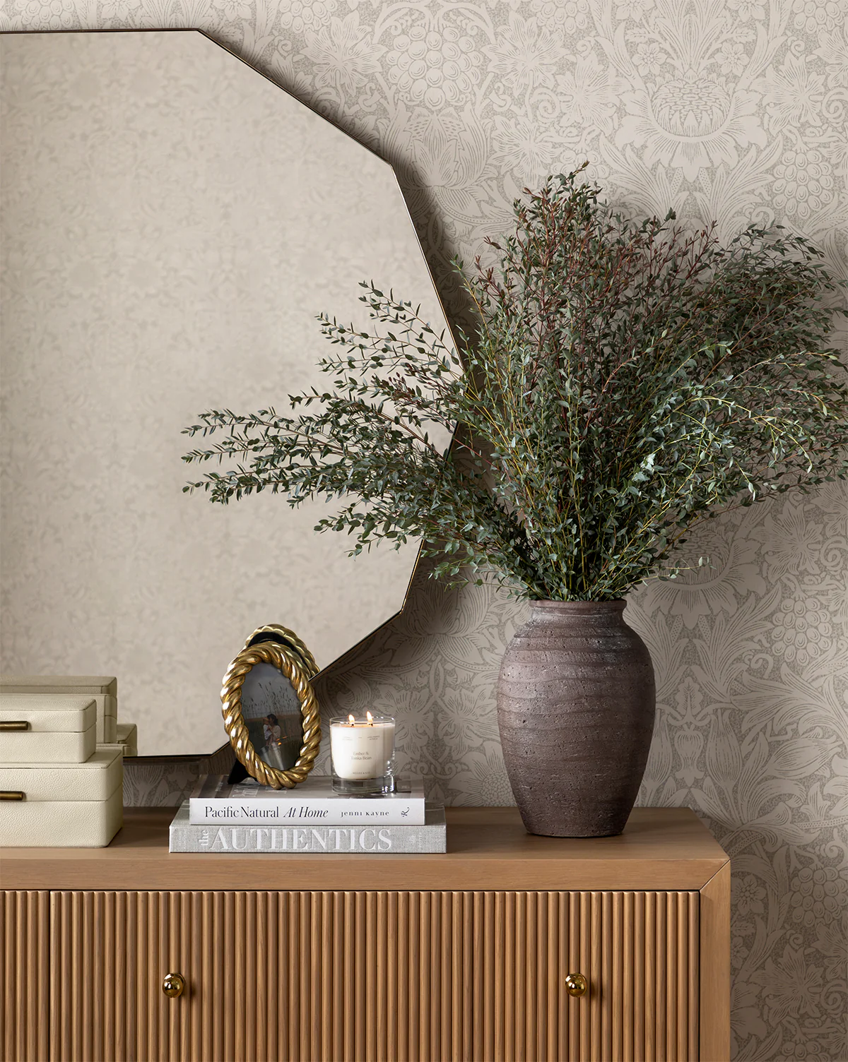 Queta Terracotta Vase - Image 4