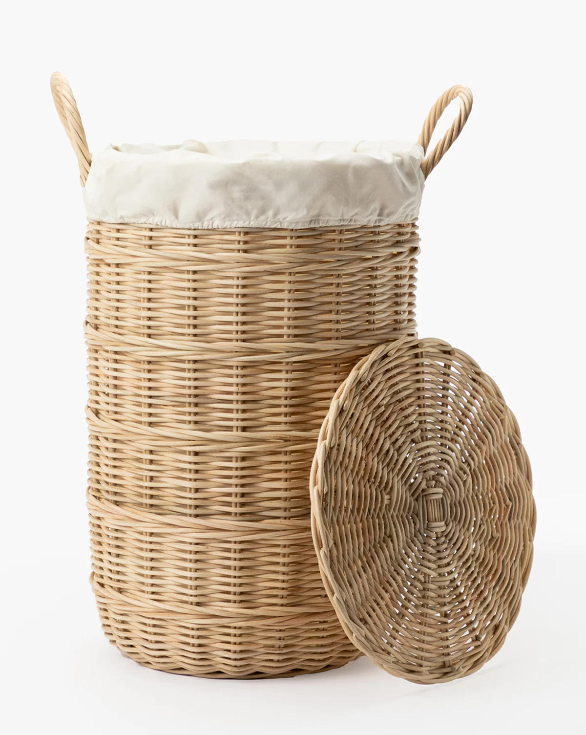 Rattan Lidded Laundry Bin - Image 3