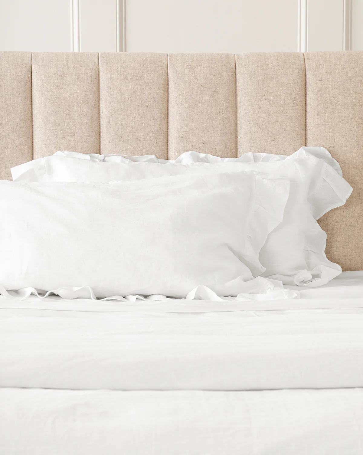 Ruffle White Linen Shams (Set of 2) - Image 5