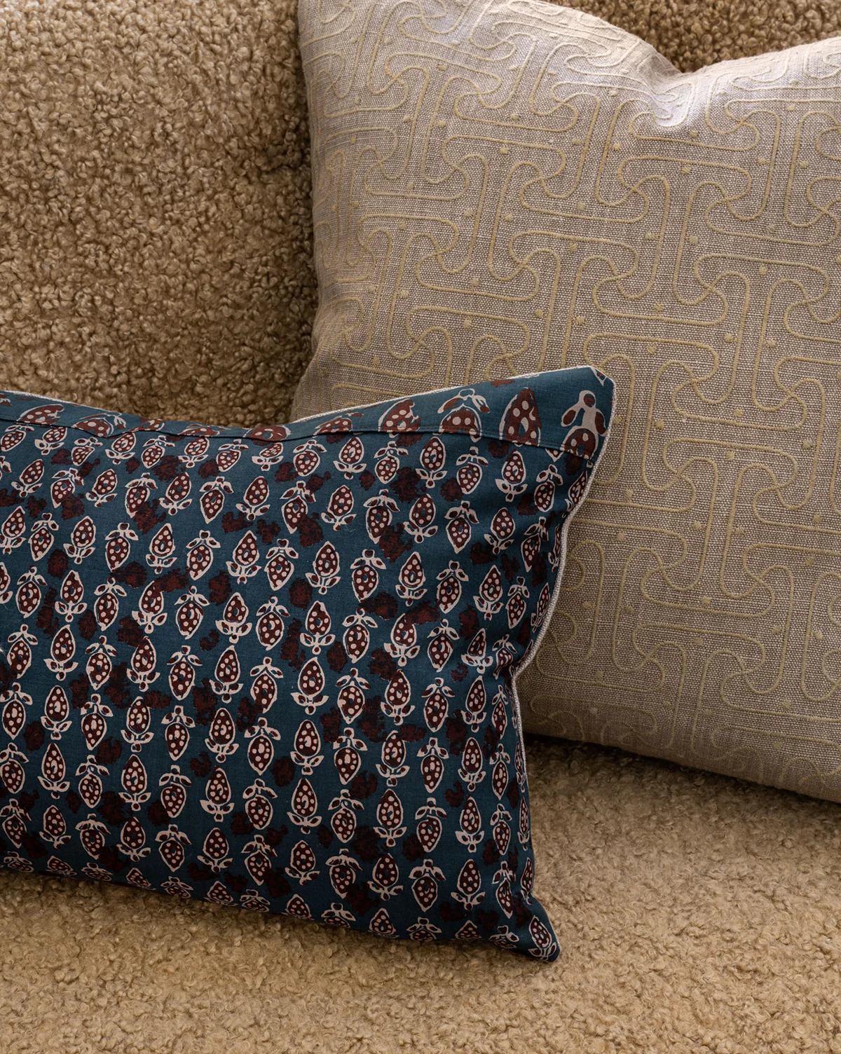 Saren Pillow Cover - Image 4