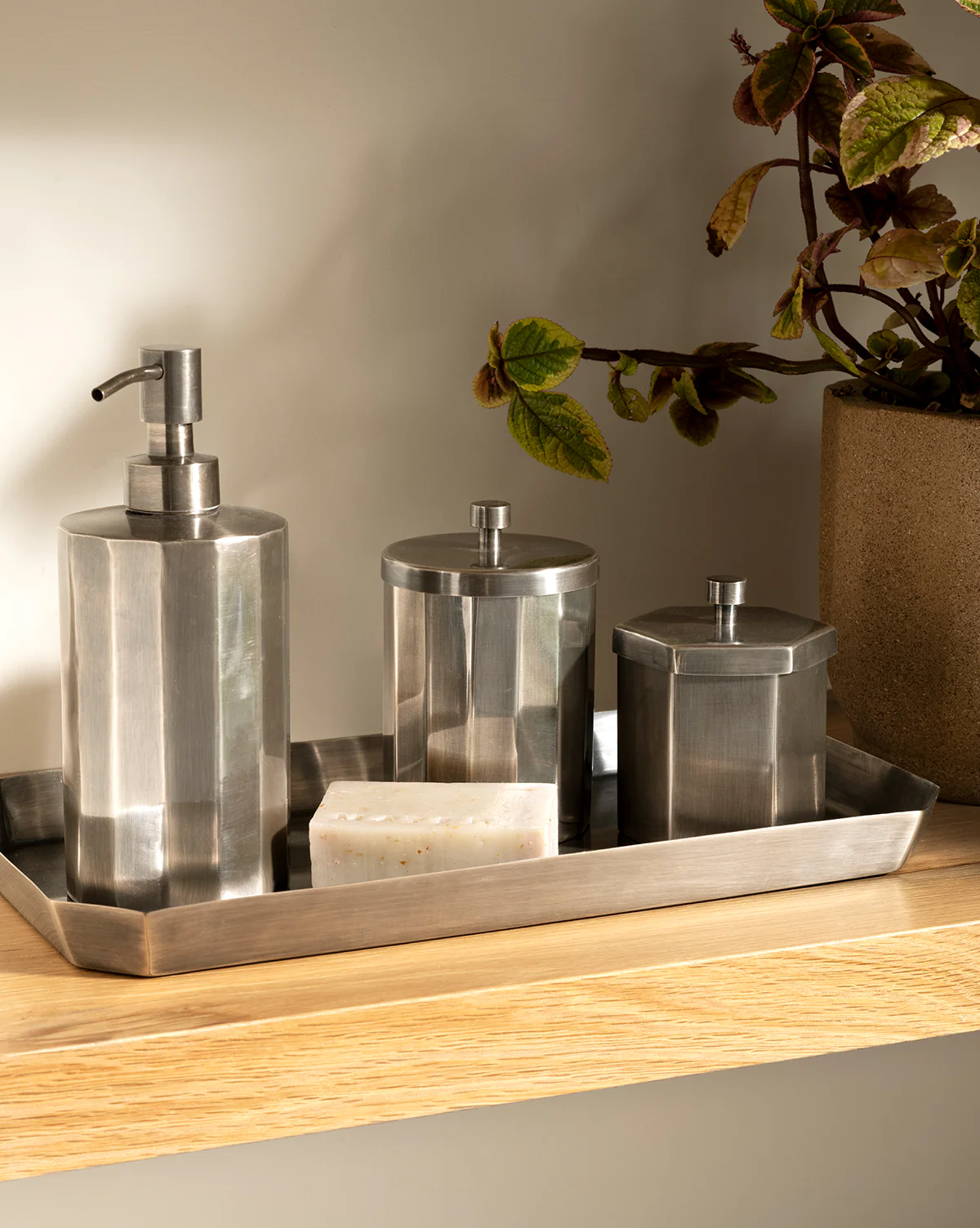 Simone Metal Tray - Image 2