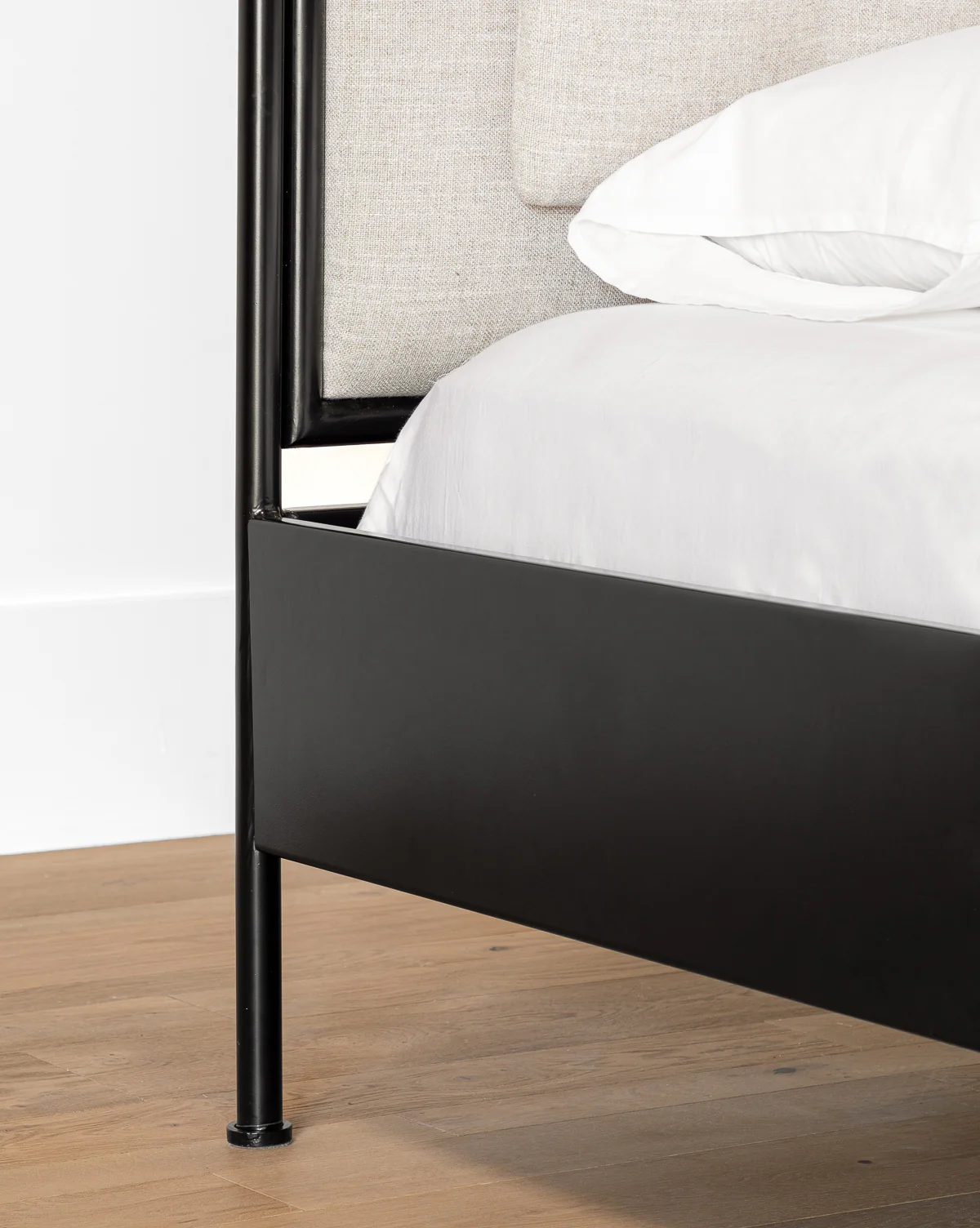 Sutherland Bed - Image 9