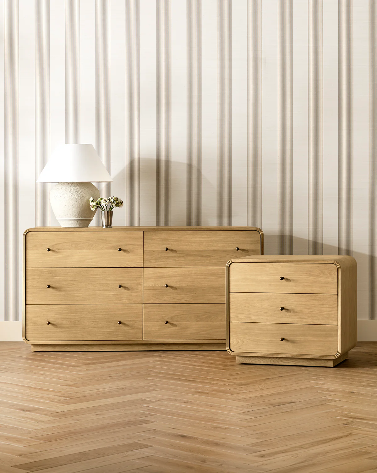 Wilkins Oak Dresser - Image 2