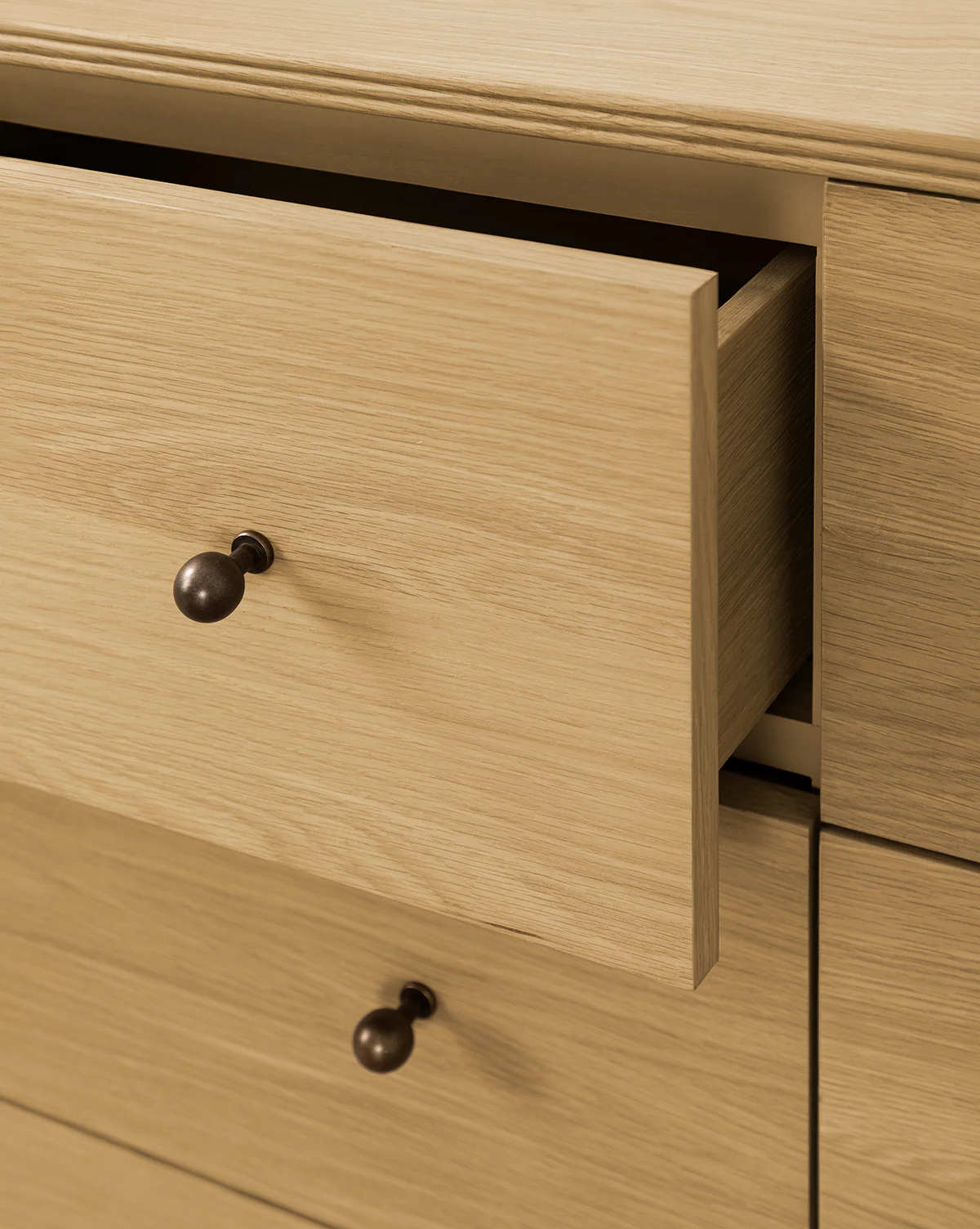Wilkins Oak Dresser - Image 3